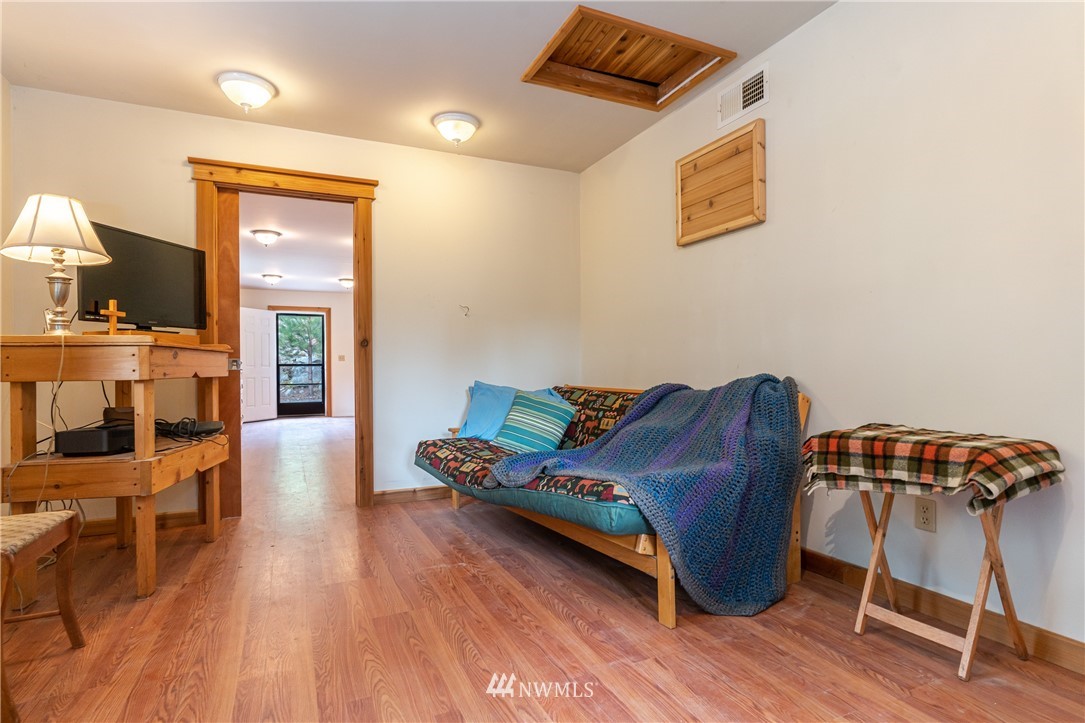 13100 Entiat River Road Entiat, WA 98822 - Photo 12 of 39 Gallery Image 12