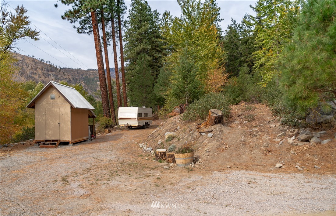 13100 Entiat River Road Entiat, WA 98822 - Photo 3 of 39 Gallery Image 3