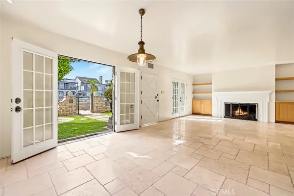 $2,999,999 | 89 Rivo Alto Canal, Long Beach, CA 90803