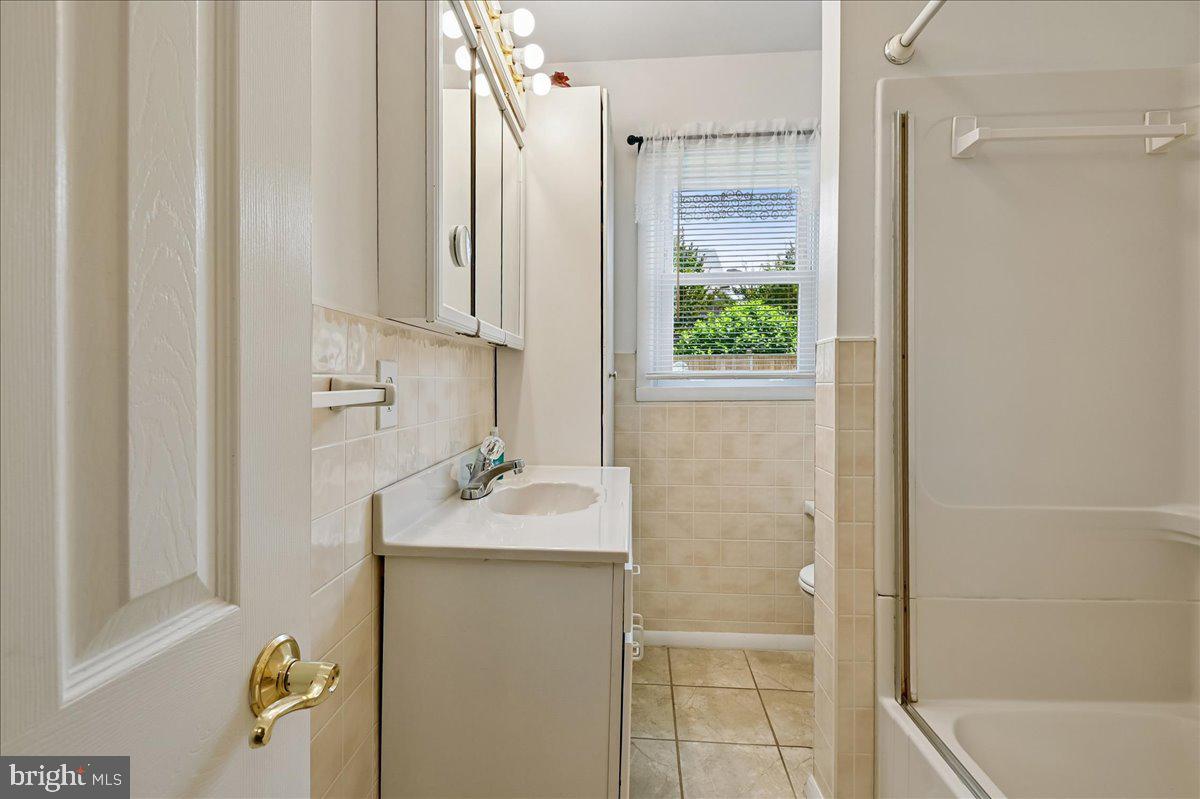 1731 Tacoma Road Edgewater, MD 21037 - Photo 34 of 59 Bright and airy bathroom retreat.