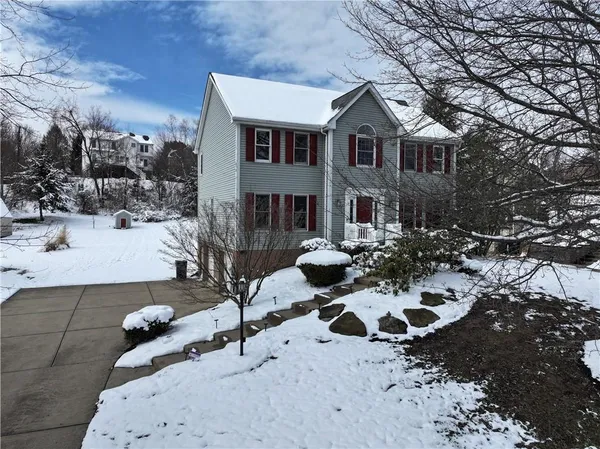 $599,000 | 130 Westminster Drive, Mars, PA 16046