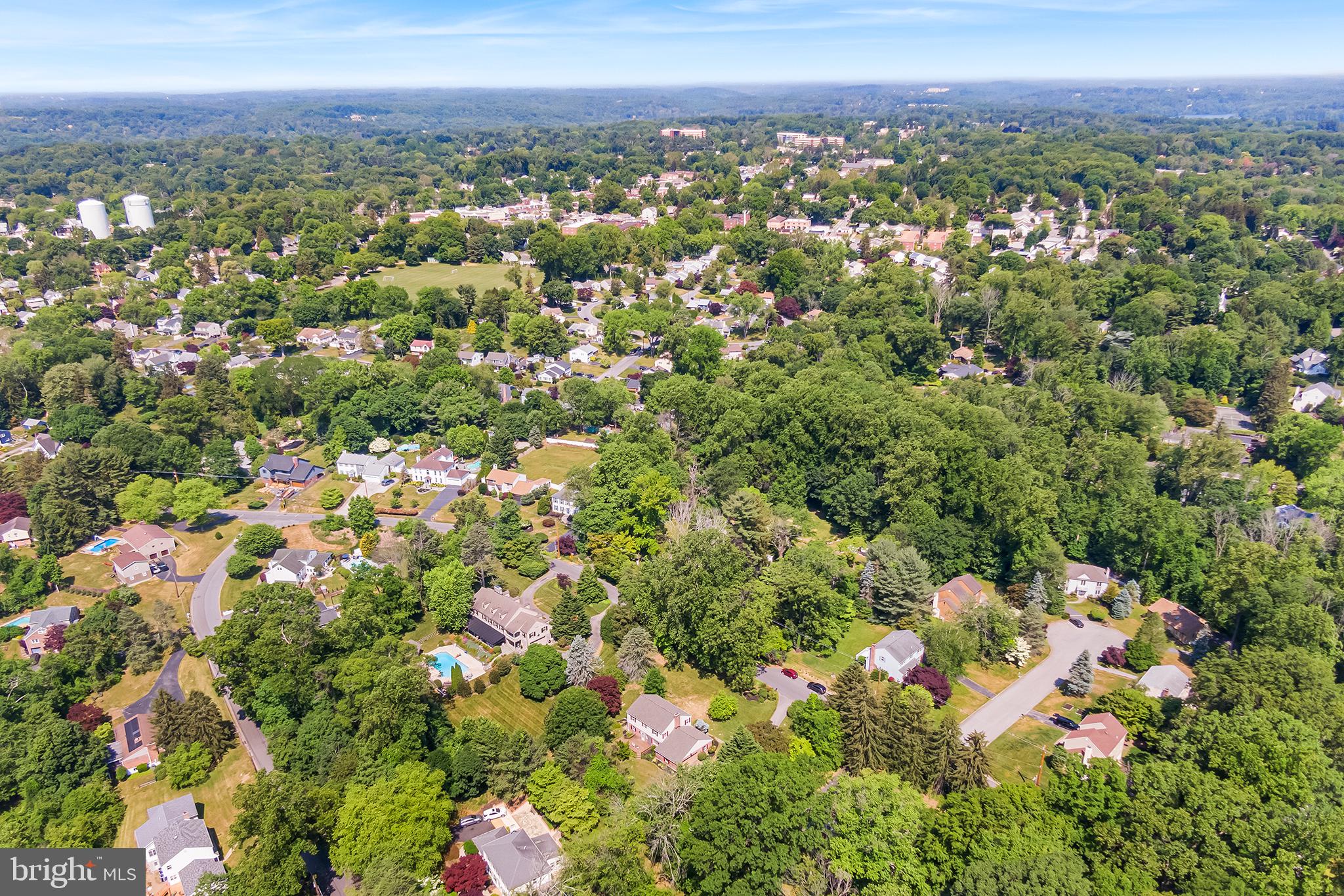 561 Farnum Road Media, PA 19063 - Photo 6 of 41