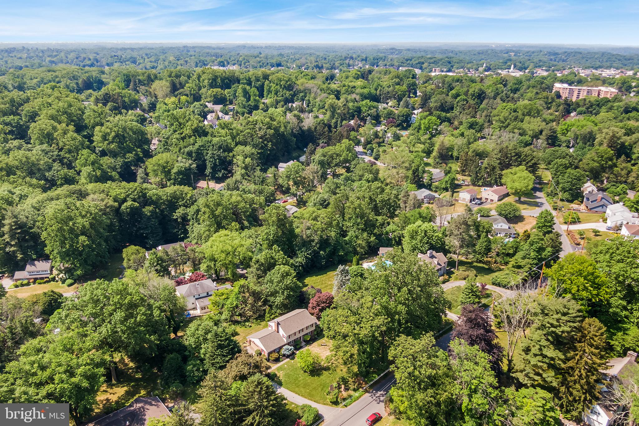 561 Farnum Road Media, PA 19063 - Photo 9 of 41