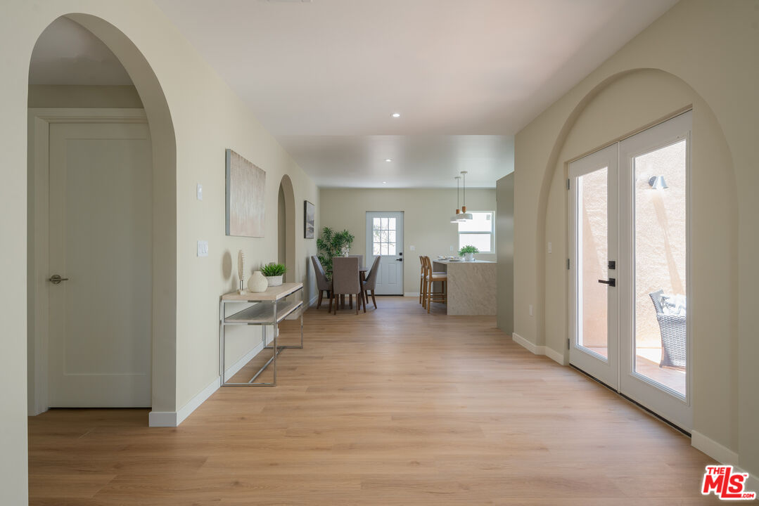 1826 West 78th Street Los Angeles, CA 90047 - Photo 34 of 57 Gallery Image 34