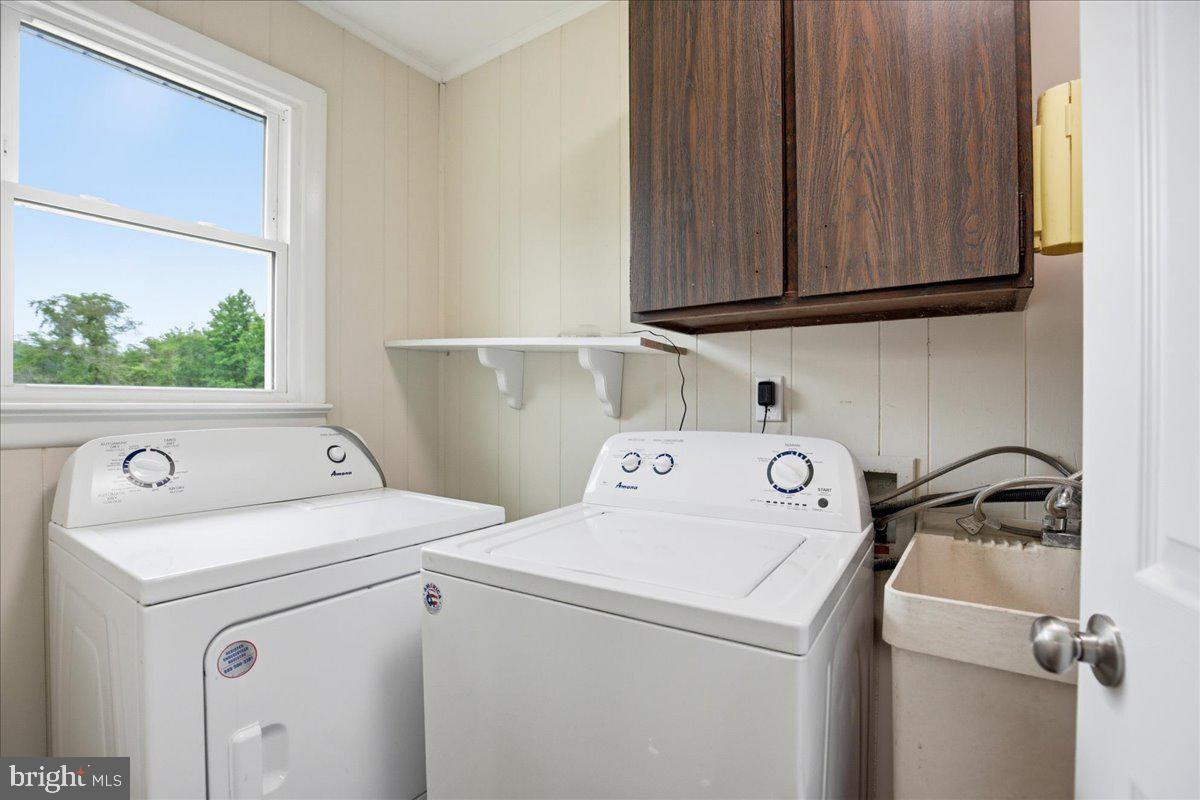 38125 Louis Thomas Road Avenue, MD 20609 - Photo 21 of 73 SEPARATED LAUNDRY ROOM OFF KITCHEN