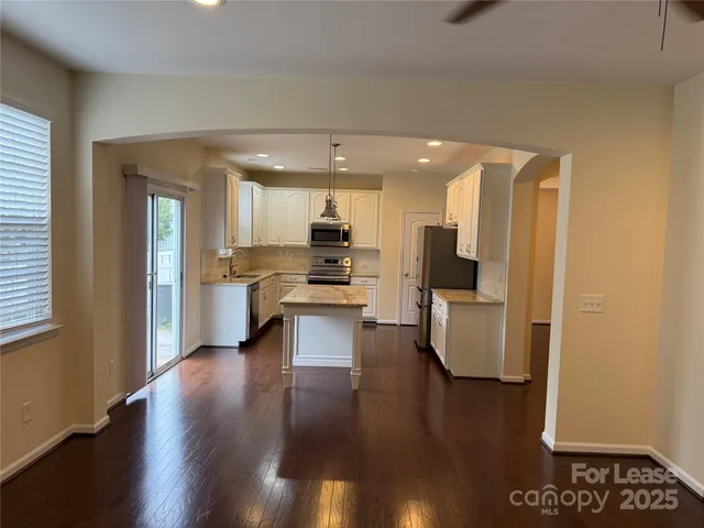 $3,300 | 6422 Del Rio Road, Charlotte, NC 28277