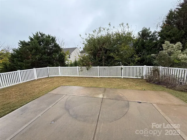 $3,300 | 6422 Del Rio Road, Charlotte, NC 28277