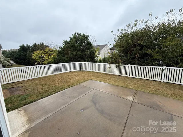 $3,300 | 6422 Del Rio Road, Charlotte, NC 28277