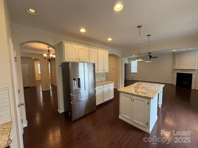 $3,300 | 6422 Del Rio Road, Charlotte, NC 28277