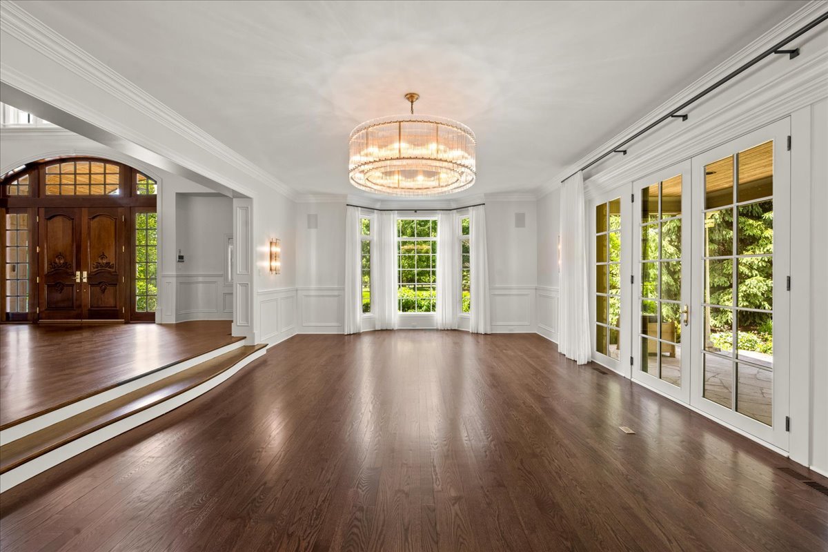 81 Locust Road Winnetka, IL 60093 - Photo 22 of 106 Gallery Image 22