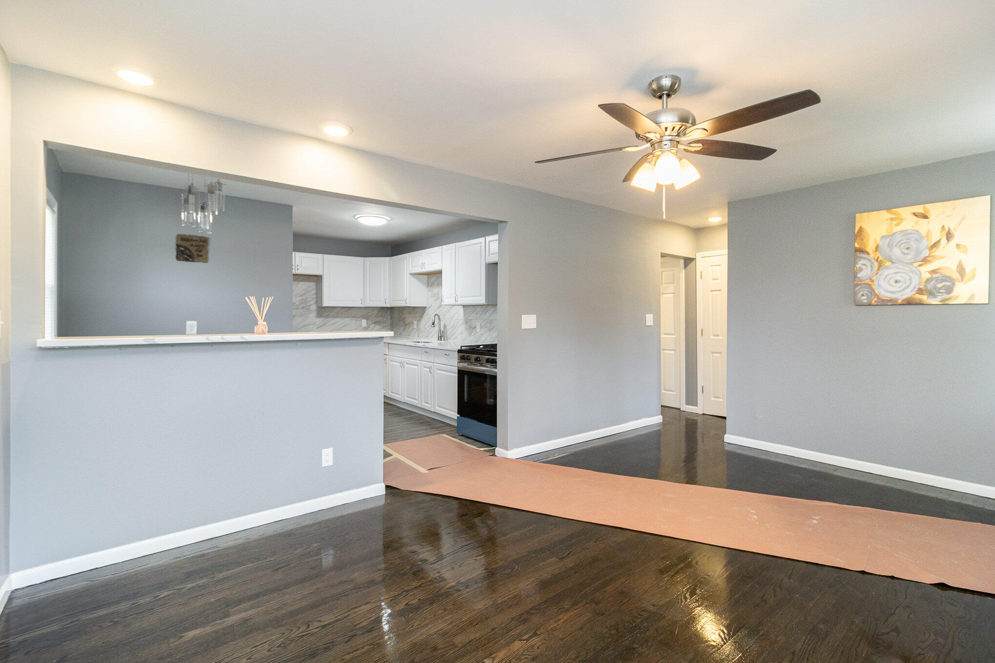 1237 Field Street Hammond, IN 46320 - Photo 6 of 21 2038x1358