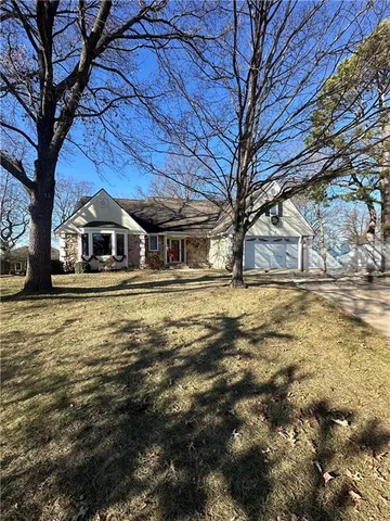 $450,000 | 604 Darrow Street, Warrensburg, MO 64093