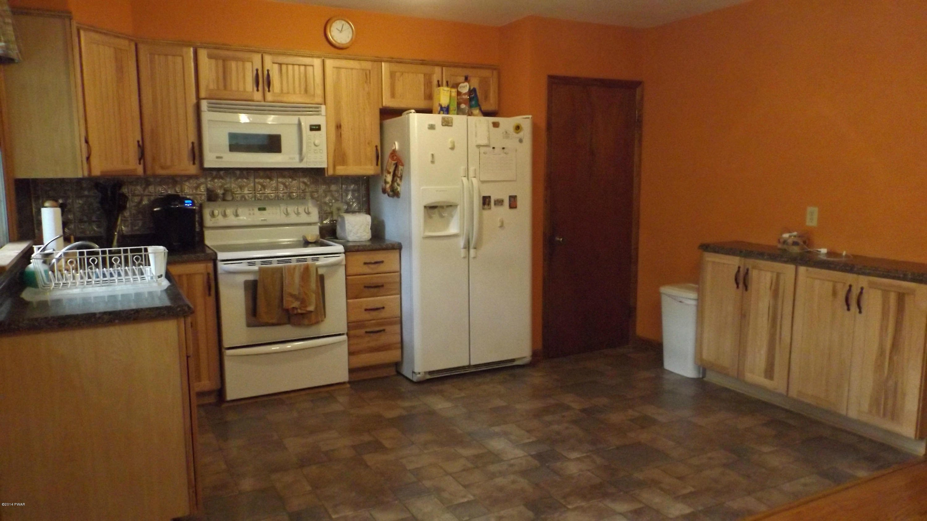 122 Slaymaker Road Milford, PA 18337 - Photo 3 of 16 Kitchen
