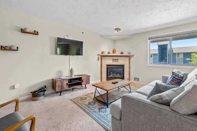 $229,500 | 1823 West Northridge Court, Unit 46, Spokane, WA 99208