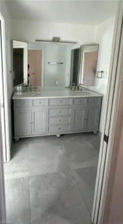 $2,995 | Undisclosed Address, Naples, FL 34103