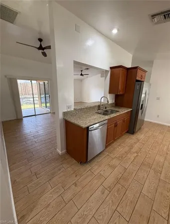 $2,995 | Undisclosed Address, Naples, FL 34103