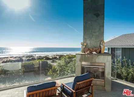 $16,850,000 | 30760 Broad Beach Road, Malibu, CA 90265