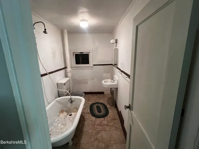 $115,000 | 36 Beacon Avenue, Pittsfield, MA 01201