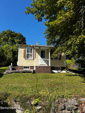 $115,000 | 36 Beacon Avenue, Pittsfield, MA 01201