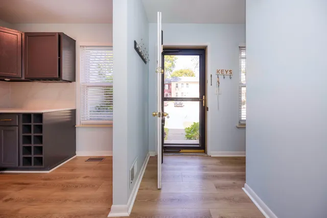 $279,900 | 3367 Burbank Drive, Ann Arbor, MI 48105