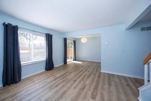 $279,900 | 3367 Burbank Drive, Ann Arbor, MI 48105