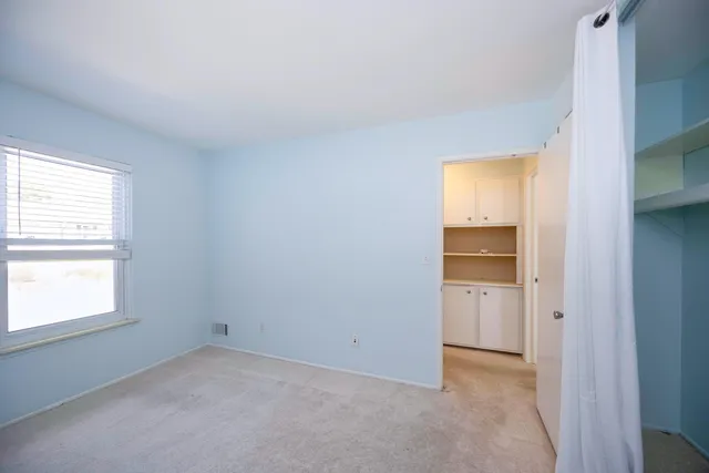 $279,900 | 3367 Burbank Drive, Ann Arbor, MI 48105