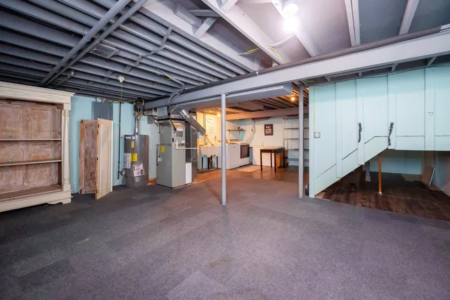 $279,900 | 3367 Burbank Drive, Ann Arbor, MI 48105