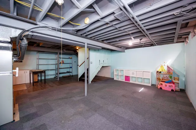 $279,900 | 3367 Burbank Drive, Ann Arbor, MI 48105