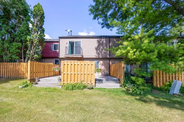 $279,900 | 3367 Burbank Drive, Ann Arbor, MI 48105