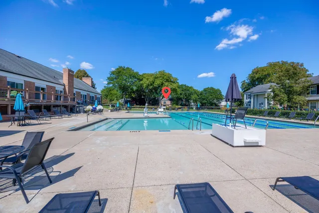 $279,900 | 3367 Burbank Drive, Ann Arbor, MI 48105