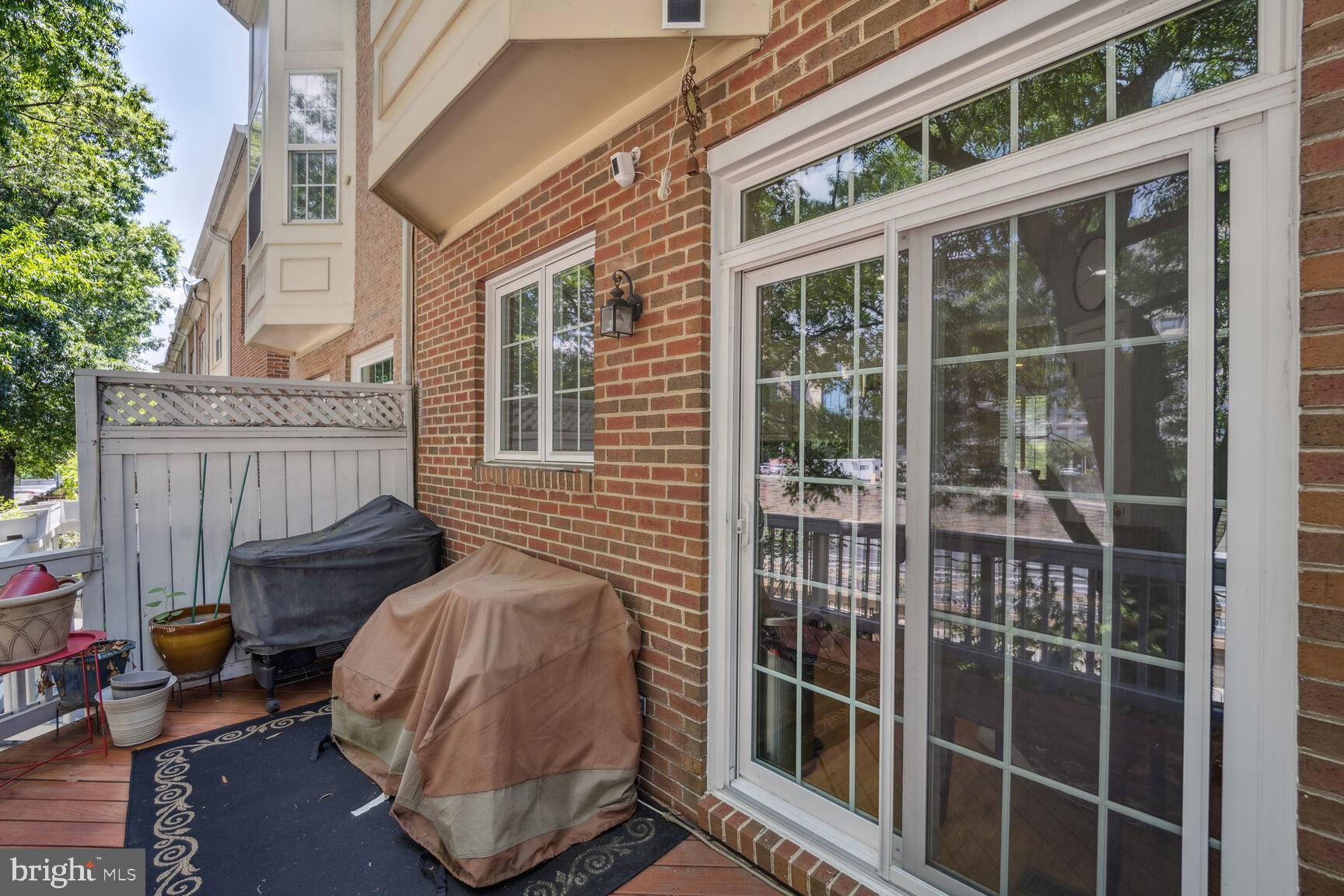 721 Capitol Square Place Southwest Washington, DC 20024 - Photo 9 of 36 Gallery Image 9