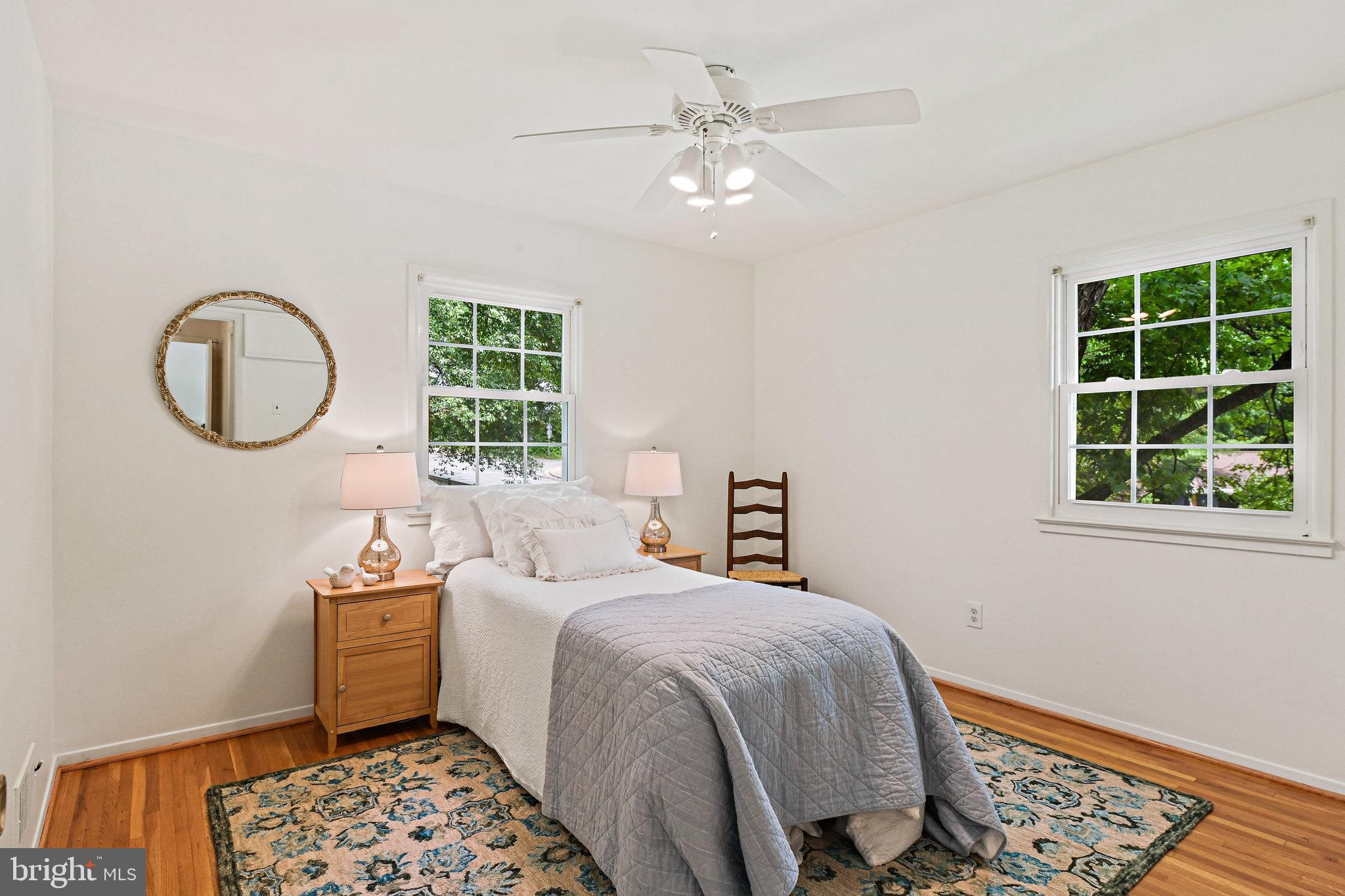 6702 Greenview Lane Springfield, VA 22152 - Photo 26 of 36 Bedroo m #2