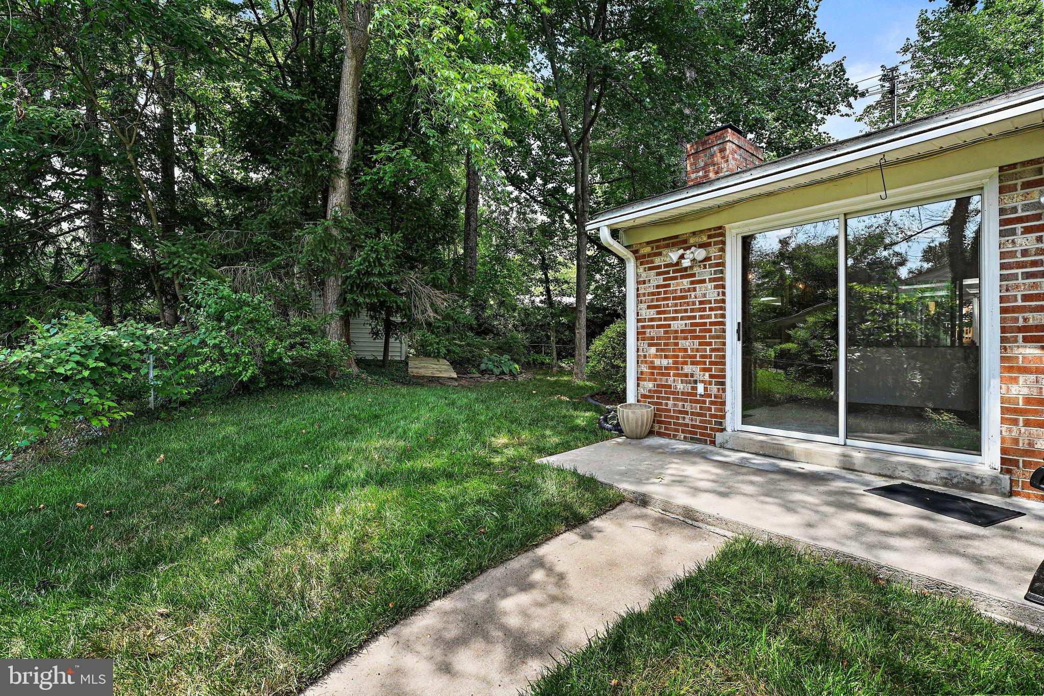 6702 Greenview Lane Springfield, VA 22152 - Photo 34 of 36