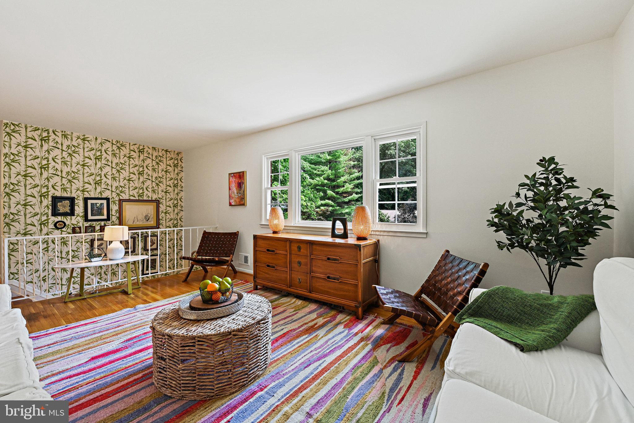 6702 Greenview Lane Springfield, VA 22152 - Photo 6 of 36