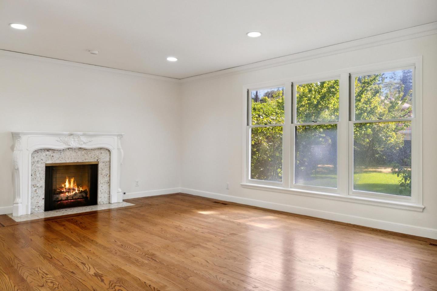 243 Selby Lane Atherton, CA 94027 - Photo 13 of 90