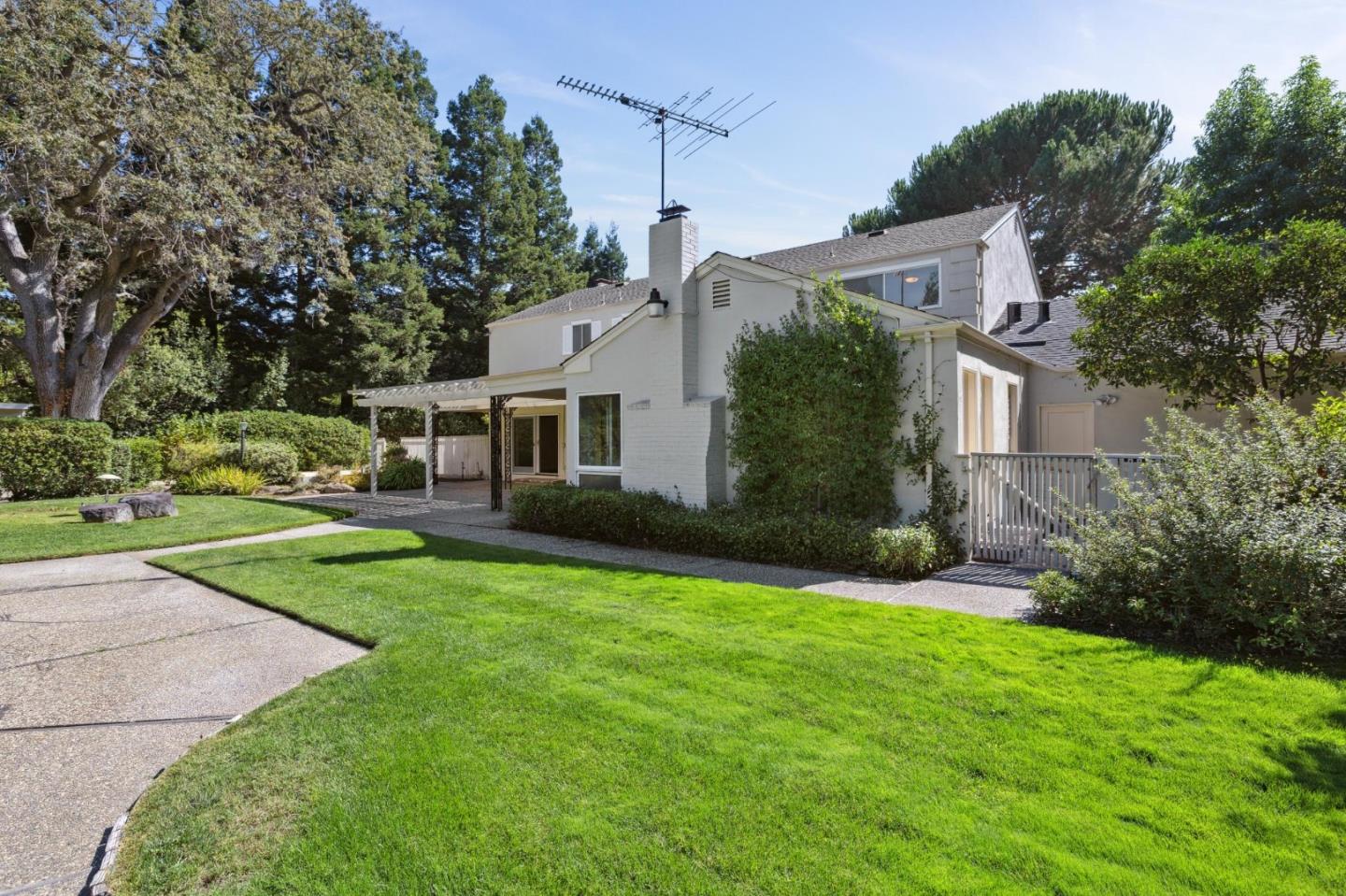 243 Selby Lane Atherton, CA 94027 - Photo 59 of 90