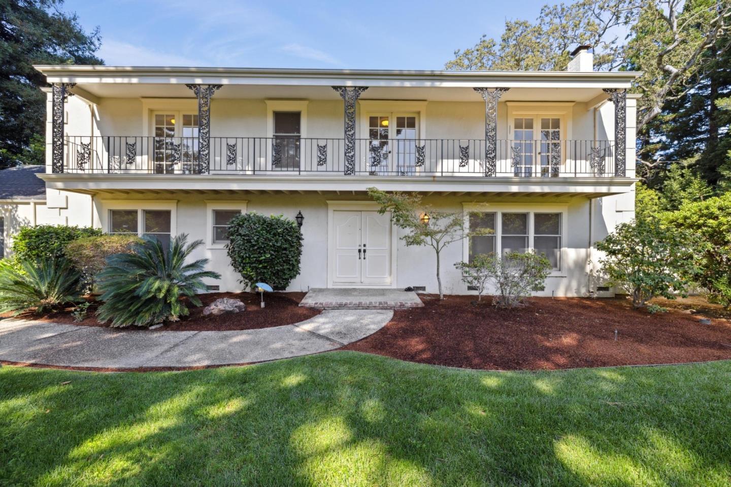 243 Selby Lane Atherton, CA 94027 - Photo 8 of 90