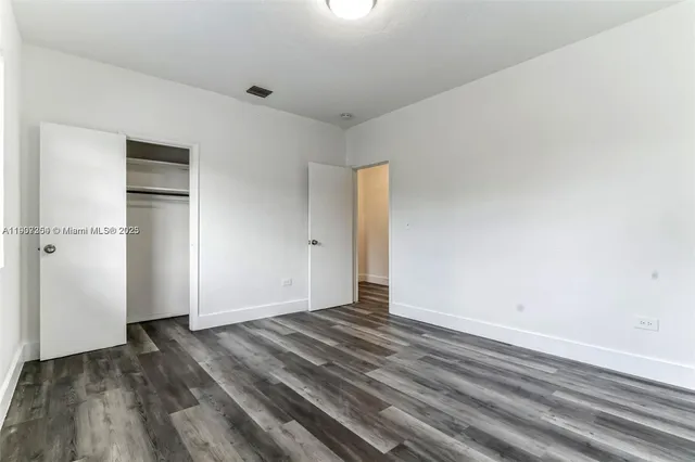 wooden floor in a empty room