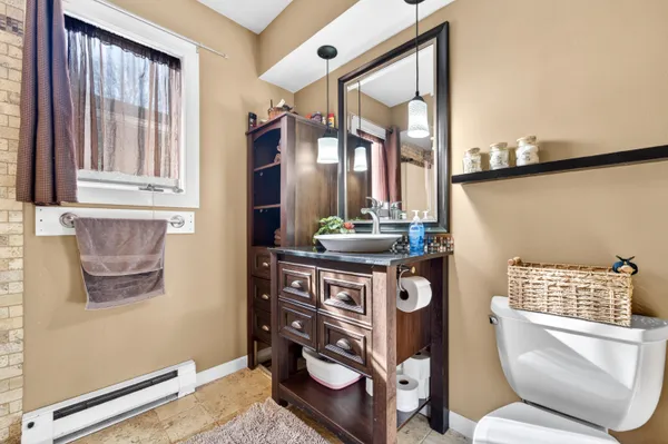 $235,000 | 445 West Chestnut Street, Burlington, WI 53105