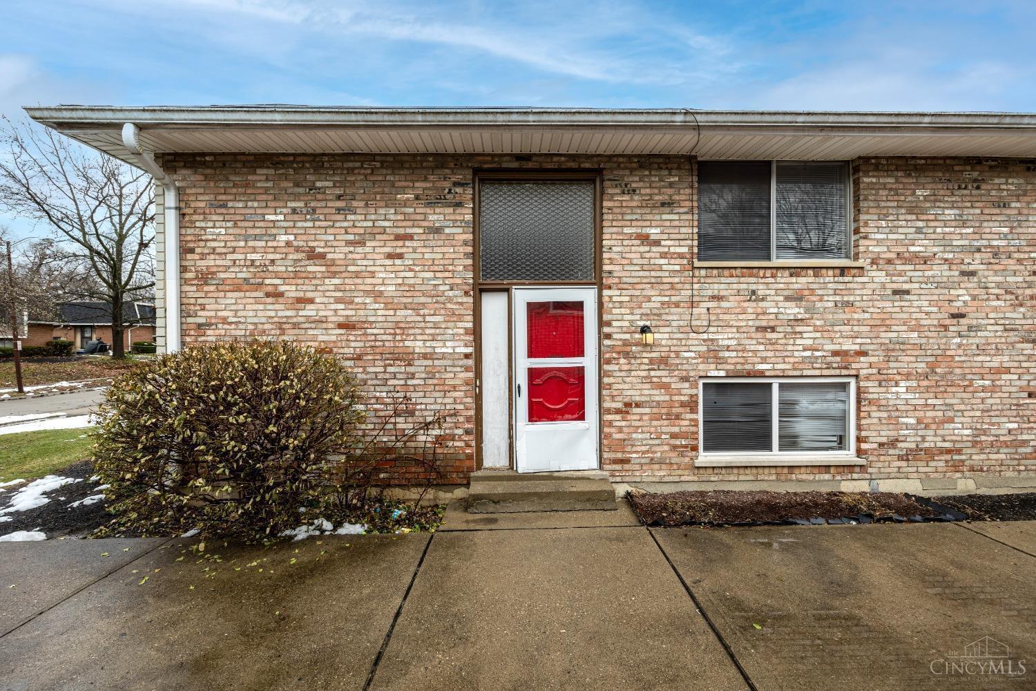 6020 Ridgeacres Drive, Unit A Cincinnati, OH 45237 - Photo 1 of 23
