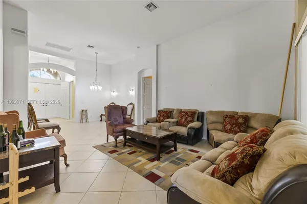 $3,000 | 7363 Via Luria, Lake Worth, FL 33467