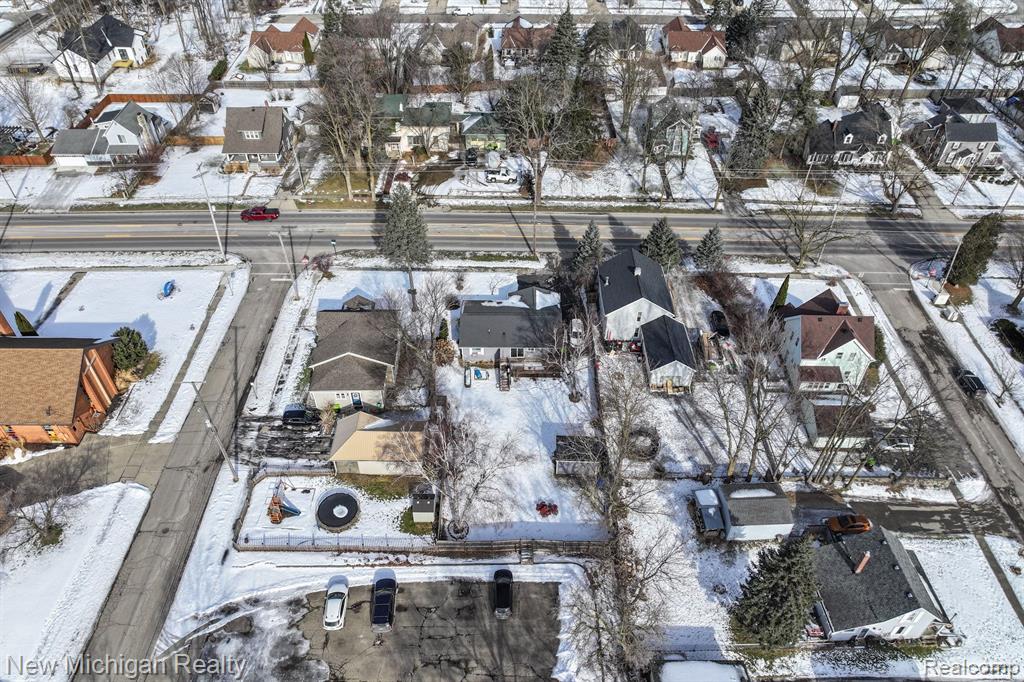 906 Main Street Fenton, MI 48430 - Photo 41 of 45 Gallery Image 41