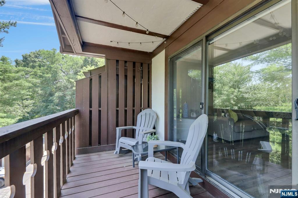 203 Mark Twain Way Mahwah, NJ 07430 - Photo 18 of 18