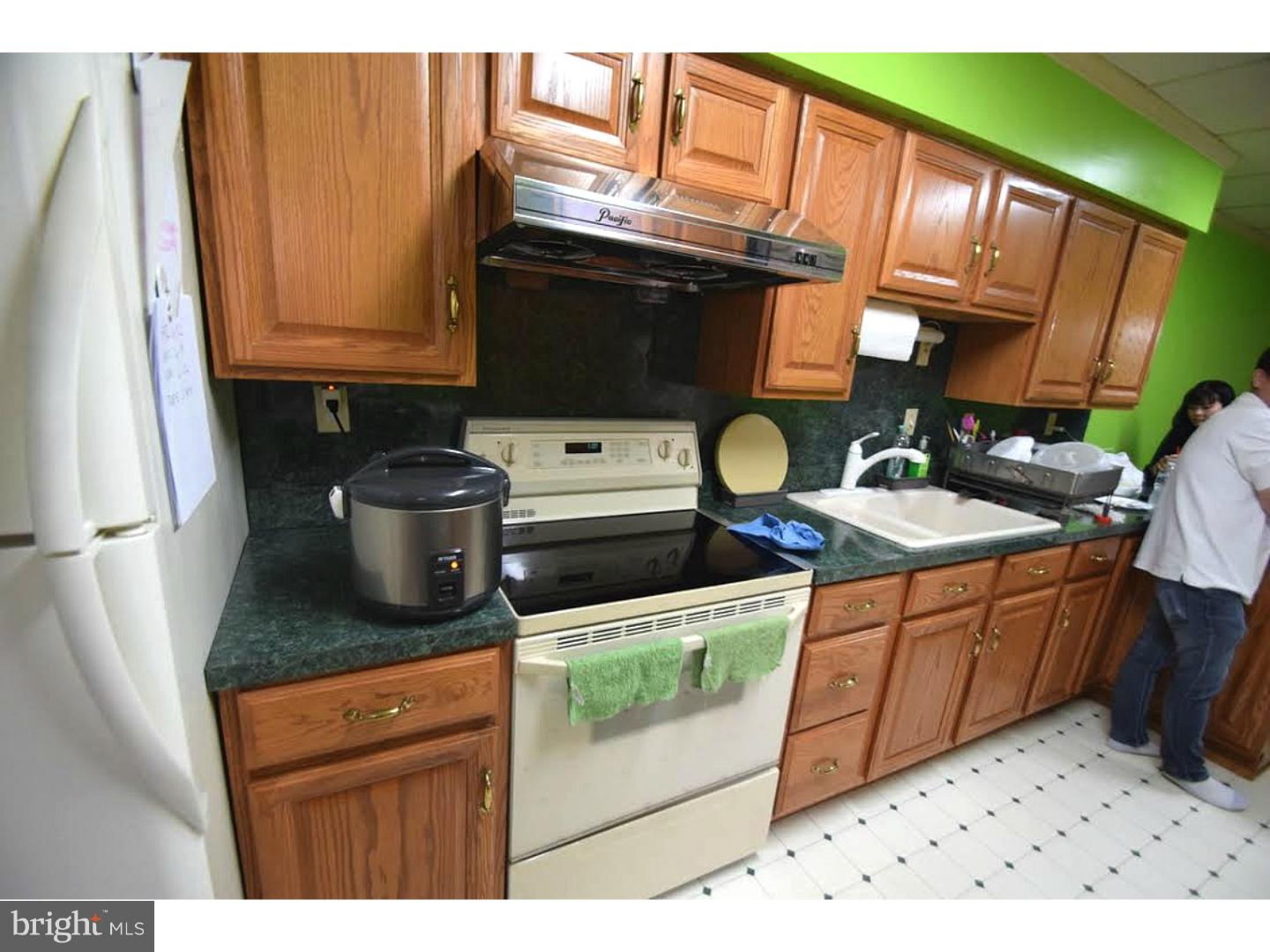 551 Perry Street Reading, PA 19601 - Photo 13 of 23 Gallery Image 13