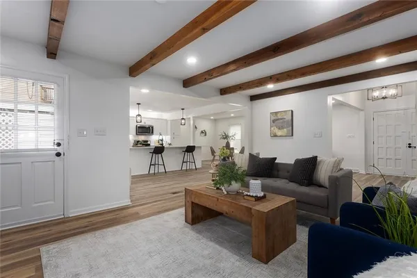 $438,000 | 3910 Southwest Linden Lane, Lee's Summit, MO 64082