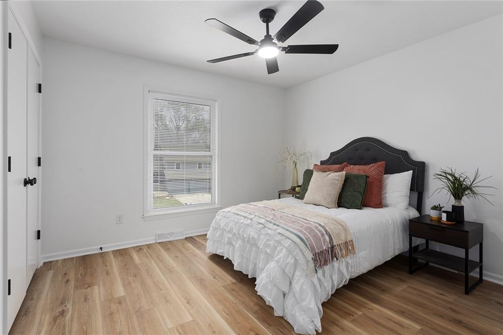 3910 Southwest Linden Lane Lee's Summit, MO 64082 - Photo 17 of 36