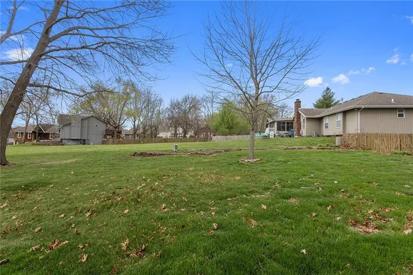 $438,000 | 3910 Southwest Linden Lane, Lee's Summit, MO 64082