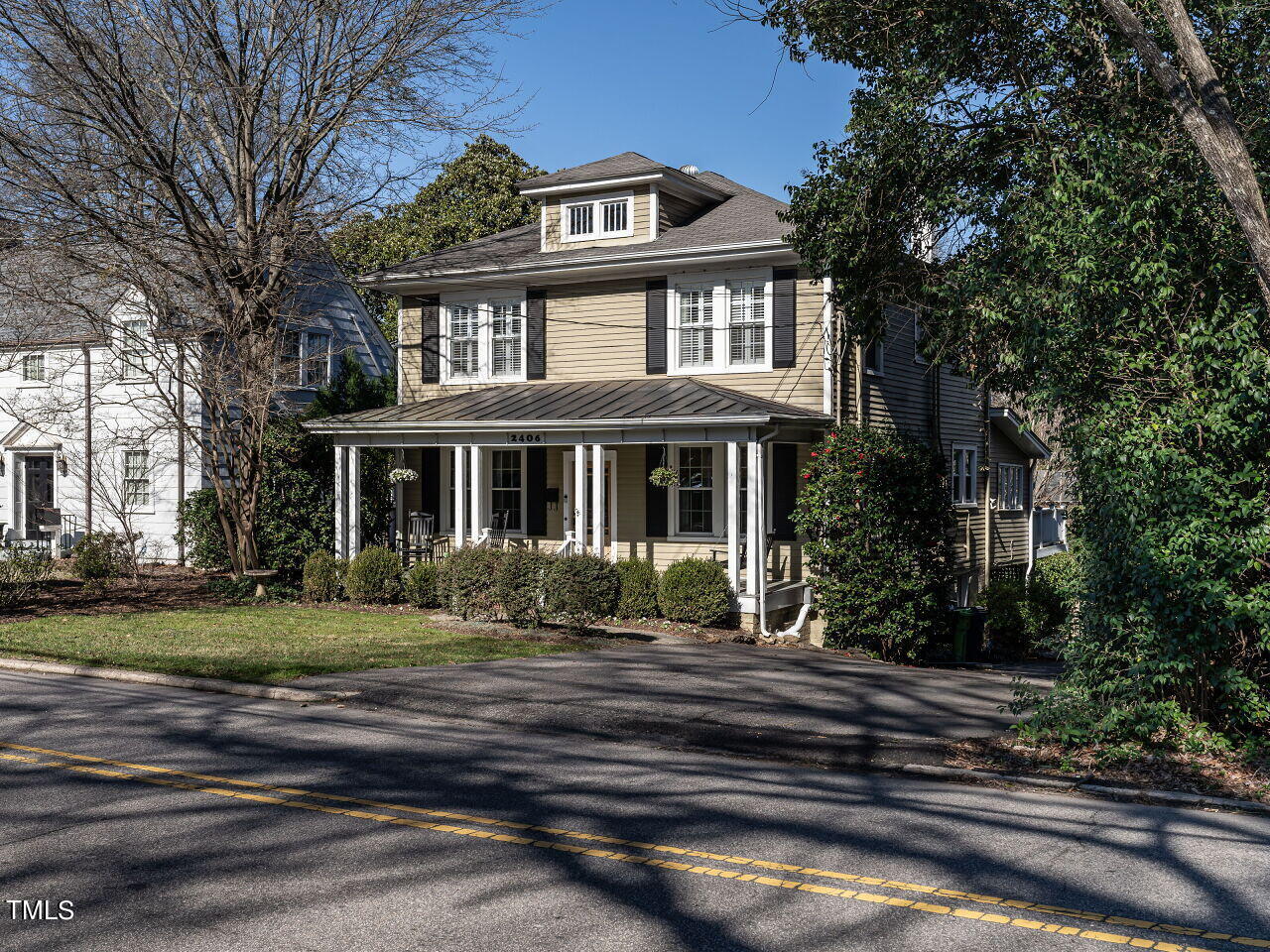 2406 Fairview Road Raleigh, NC 27608 - Photo 1 of 28 001-1280x960-main-exterior