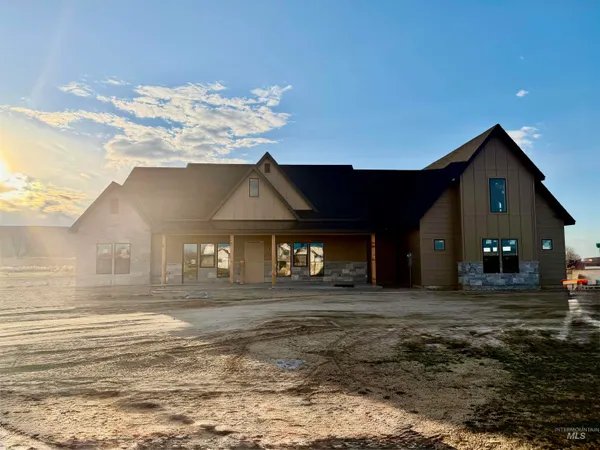 $1,699,444 | 6677 Sophie Lane, Emmett, ID 83617