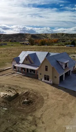 $1,699,444 | 6677 Sophie Lane, Emmett, ID 83617